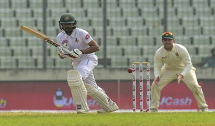 অভিষেক টেস্টেই হাফসেঞ্চুরি মিঠুনের