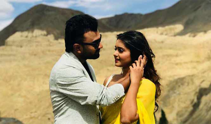 'আমার এ মন' শিরোনামের গানের শুটিংয়ে লাদা