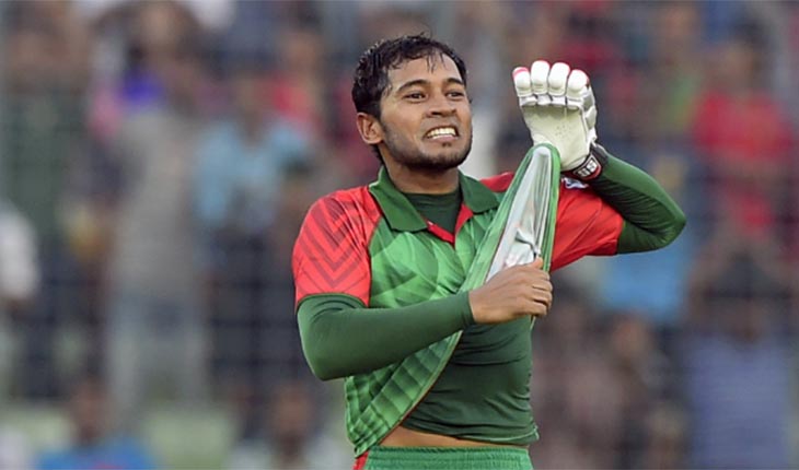 মুশফিকের দুর্দান্ত সেঞ্চুরি