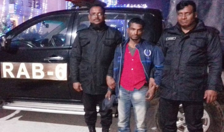 বাগেরহাটে নগদ অর্থসহ ৩৮৫ পিচ ইয়াবা উদ্ধা