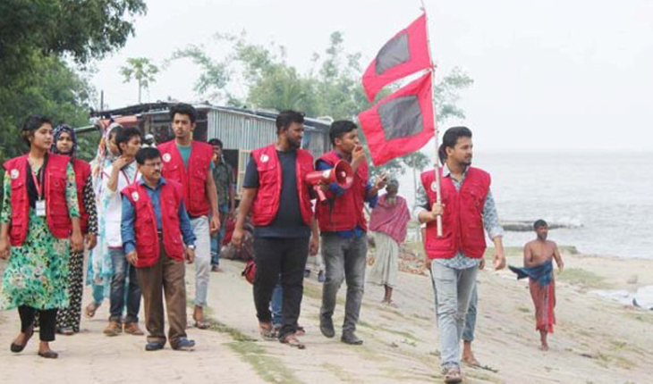 ঘূর্ণিঝড় ’ফর্ণী’ভোলার উপকূল এলাকা থেকে ম
