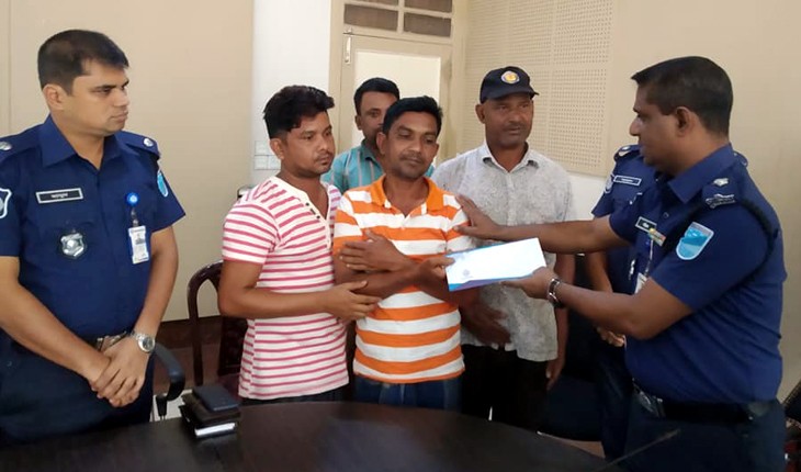 টাঙ্গাইলে পুলিশের পিটুনিতে আহত রিক্সা চা