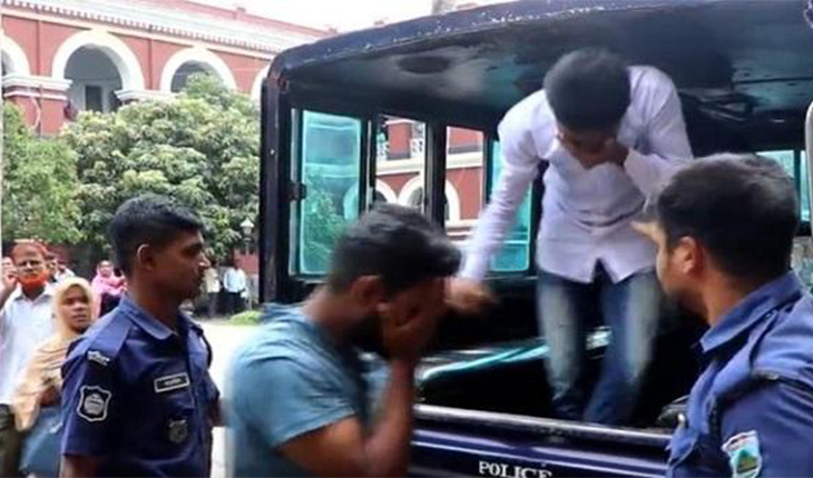 শিক্ষককে মারপিট মামলায় গ্রেফতার ২, ছাত্র