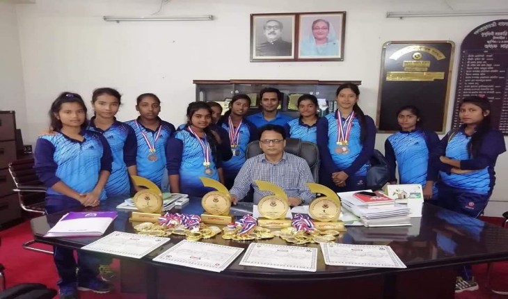 চ্যাম্পিয়ন কুমুদিনী সরকারি কলেজ