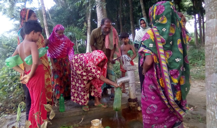 টিউবওয়েলের পানি খেলেই সব রোগ মুক্তি