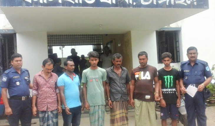 কালিহাতীতে ছেলেধরা সন্দেহে গণপিটুনির ঘটন