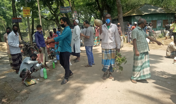 বাজার স্থানান্তর করেও সামাজিক দূরত্ব নিশ