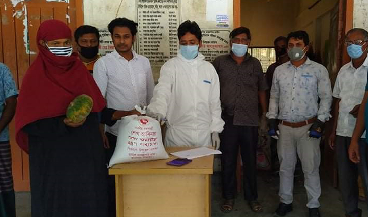 ভূঞাপুরে কর্মহীন দরিদ্র পরিবারের মাঝে খা