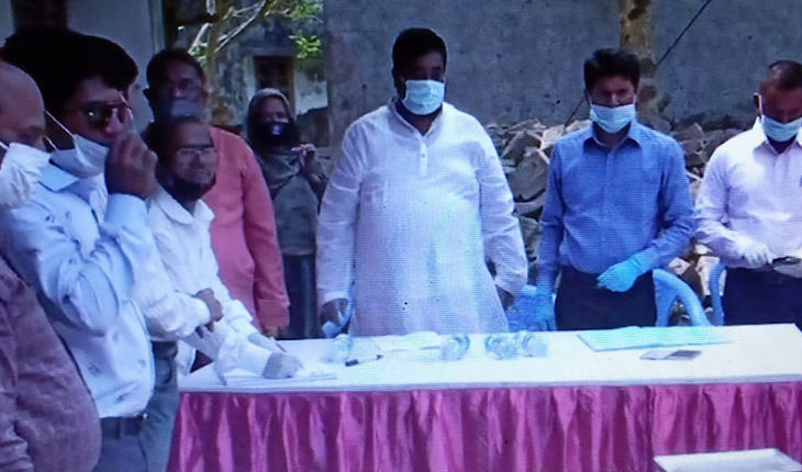 টাঙ্গাইল পৌর এলাকায় ১০ টাকা কেজি দরে চাল