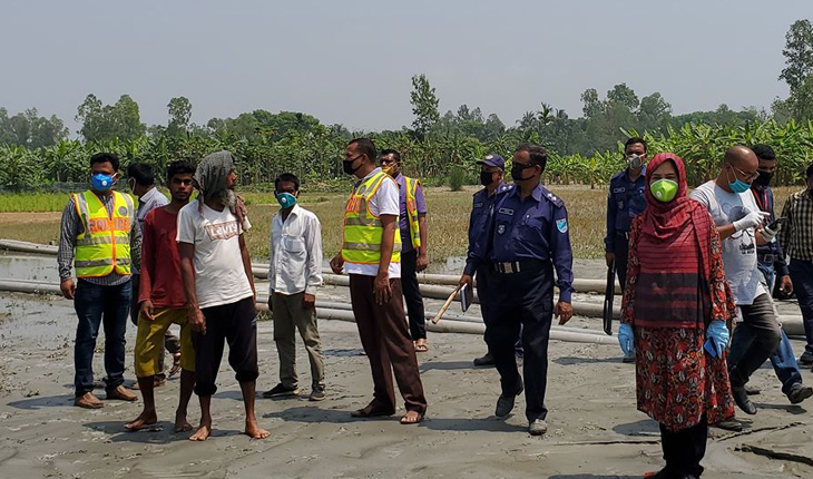 করোনার আতঙ্কের মাঝেও অবৈধ বালু ব্যবসা