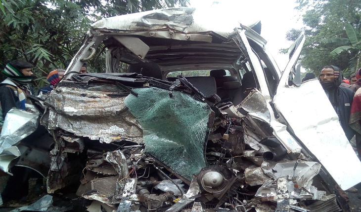 জানাযা পড়তে গিয়ে একই পরিবারের ৩ জন নিহত