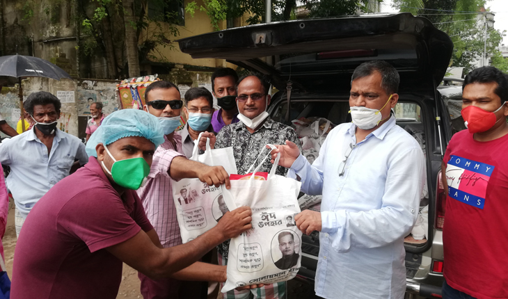 টাঙ্গাইল পৌর এলাকায় ঈদের খাদ্য সামগ্রী ব