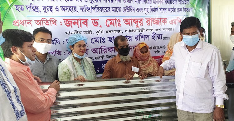 বন্যায় করোনায় বাংলাদেশের একটি মানুষও না