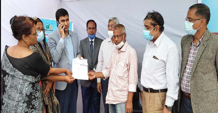 বুরো বাংলাদেশের উদ্যোগে বিনামূল্যে করোনার টিকা রেজিষ্ট্রেশন ও কার্ড বিতরণ বুরো বাংলাদেশের উদ্যোগে বিনামূল্যে করোনা