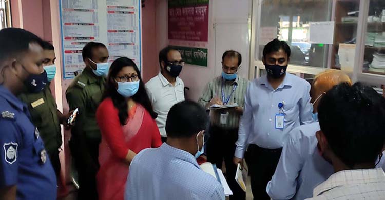 টাঙ্গাইলে অবৈধ ক্লিনিক সিলগালাসহ চার ক্লিনিককে জরিমানা টাঙ্গাইলে অবৈধ ক্লিনিক সিলগালাসহ চার ক্ল