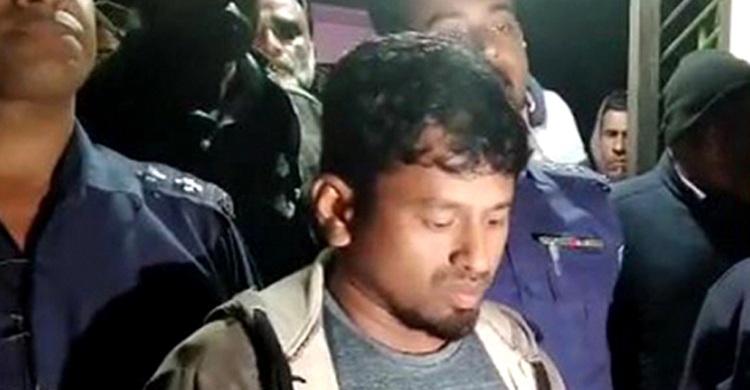 পুলিশকে স্ত্রী হত্যার খবর দিয়ে গ্রেফতার হলেন স্বামী  পুলিশকে স্ত্রী হত্যার খবর দিয়ে গ্রেফতার