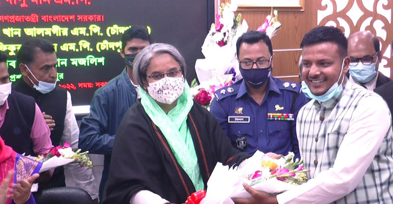 চলতি মাসেই শিক্ষাপ্রতিষ্ঠান খুলে দেওয়ার
