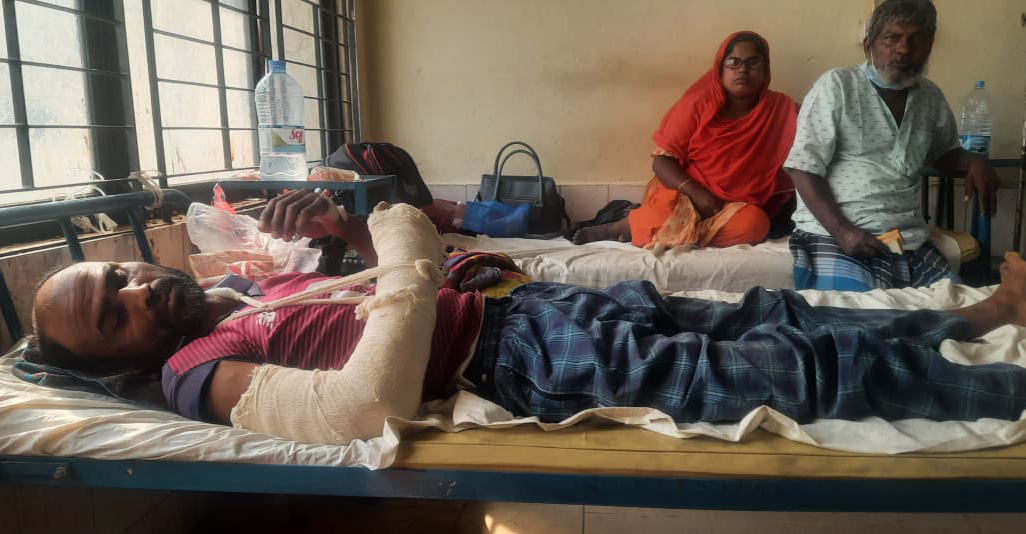 মির্জাপুরে স্বাক্ষী হওয়ায় পিটিয়ে হাসপাতা