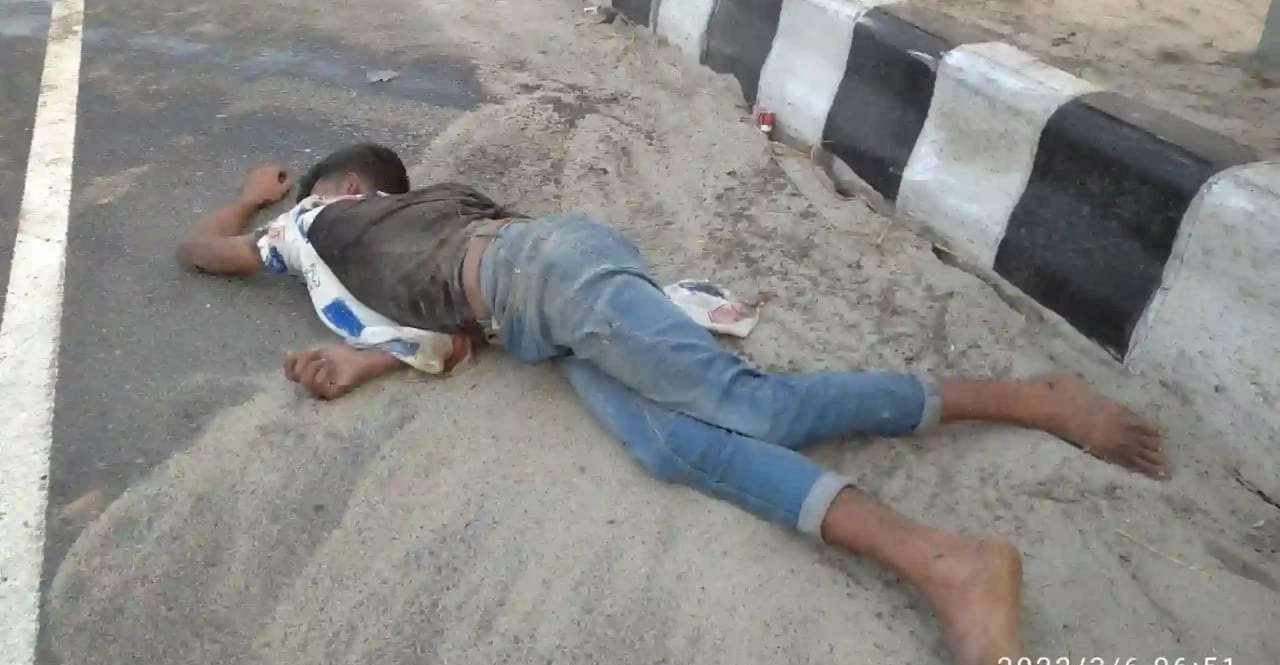 মির্জাপুরে আইল্যান্ডে ধাক্কায় মাইক্রোবাস চালক নিহত মির্জাপুরে আইল্যান্ডে ধাক্কায় মাইক্রোবাস