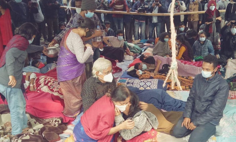 অনশন ভাঙলেন শাবিপ্রবির আন্দোলনকারী শিক্ষ