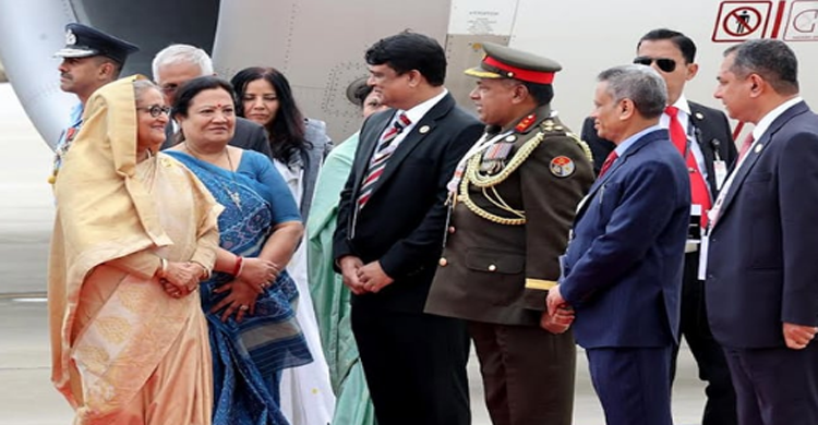 জি-২০ সম্মেলনে যোগ দিতে নয়াদিল্লি পৌঁছেছ