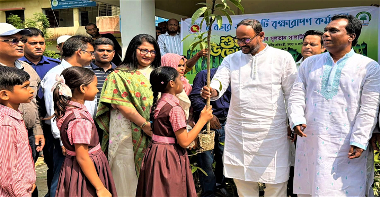 টাঙ্গাইলে বৃক্ষরোপণ কর্মসূচির উদ্বো